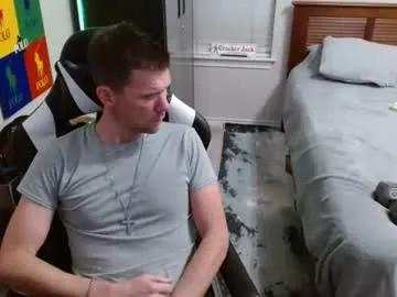 elevatetlb — Elevatetlb's room #College #PrivateOpen #Straight #Athletic