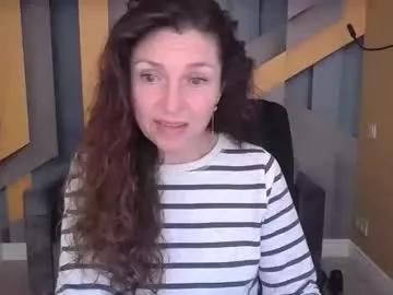 ellalongs on Chaturbate