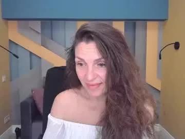 ellalongs on Chaturbate