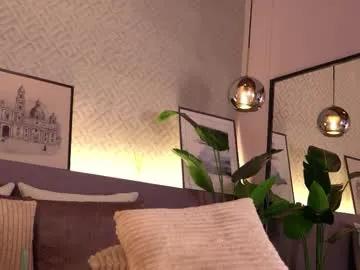 Freechat ellediane on Chaturbate