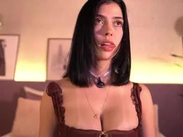 Freechat ellediane on Chaturbate