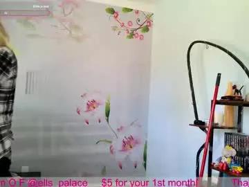 ells_palace on Chaturbate