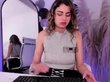emma_bloom__ on Chaturbate