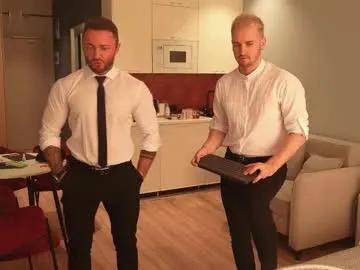 enjohnny on Chaturbate