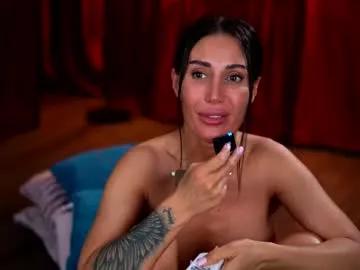 evelyn_evyy on Chaturbate