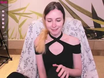 fleximona on Chaturbate