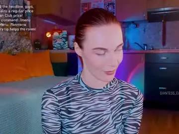 giantess_eva on Chaturbate