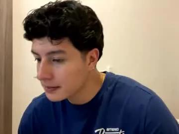 goldenknight33 on Chaturbate