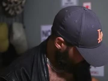 hairyrobxxx —  GAY MAN LOOKING FOR FUN :P I don't make milkshakes because I don't want boys in my fucking yard #MENONLY  - Goal: MAKE ME SEE U :) [1083 tokens left] #bigcock #findom #hairy #leather #smoking