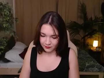 halle_berrry on Chaturbate