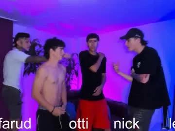 handsomeboys19 on Chaturbate