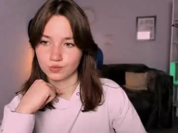 helli_belli on Chaturbate