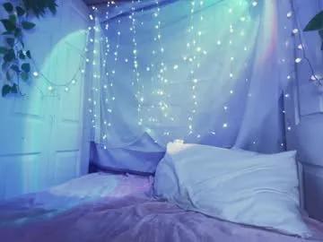 hexivu — spicy stretches @ goal #weird #dance #goth [1927 tokens remaining]