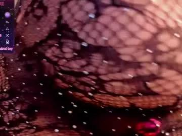 Freechat hurren_matt1 on Chaturbate