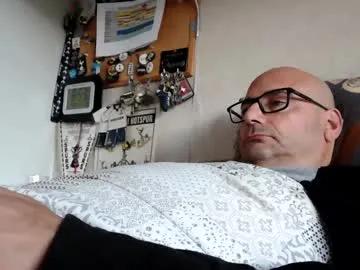 Freechat ironkokkk on Chaturbate