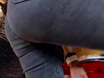 jade_white_ on Chaturbate