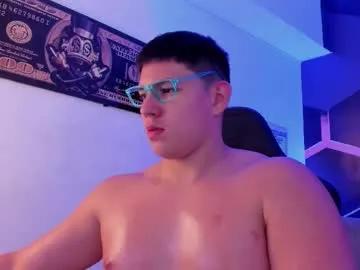 james_cr on Chaturbate