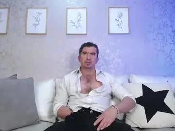 juank_fit45 on Chaturbate