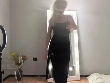 Away julia_giulia on Chaturbate