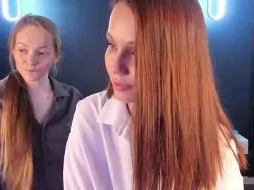 julie_n_jastin on Chaturbate