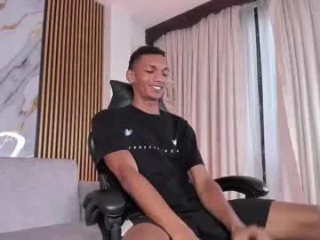 Freechat juliensaint_ on Chaturbate