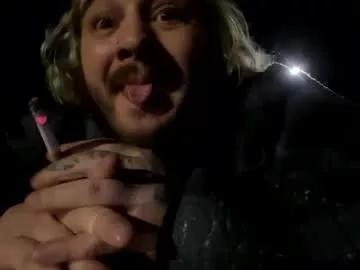 kinkybiguy14 on Chaturbate