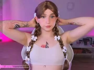 kira_long on Chaturbate