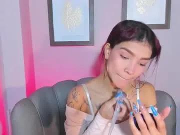 laura_aristizabal_19 on Chaturbate