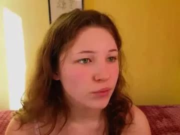 Freechat lea_belle_ on Chaturbate