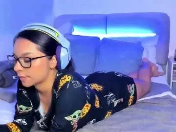 Freechat leahmarsh on Chaturbate