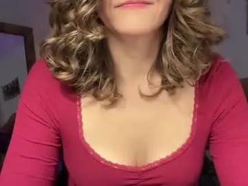 leahsparkles — #girlnextdoor #nonnude #milf #pegging #jeans