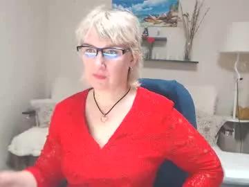 leilamays on Chaturbate