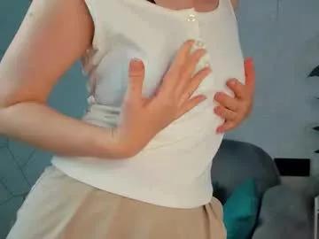 lillian_white1 on Chaturbate