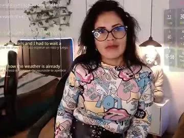 Freechat linagh on Chaturbate
