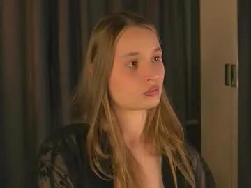 lisa_schiele on Chaturbate