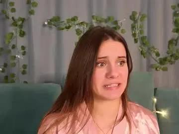 lorettadunnelli on Chaturbate
