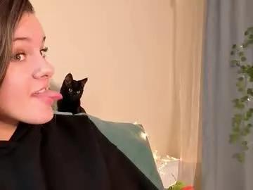 lorettadunnelli on Chaturbate