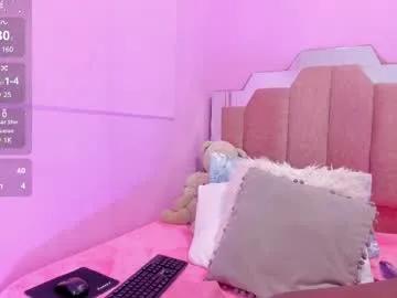 lovequeen02 on Chaturbate