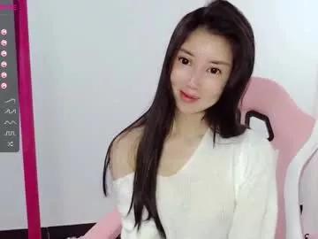 lucy__bb on Chaturbate