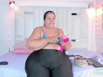 lunaasweett on Chaturbate