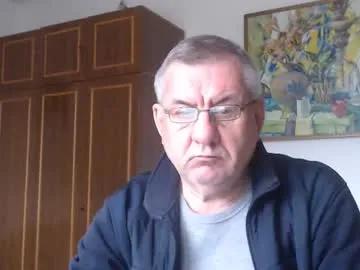 machomale3 on Chaturbate