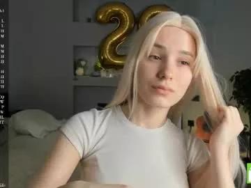 margarethowell on Chaturbate