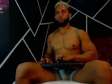 massimo_cruz on Chaturbate