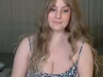 mathilde_solveig on Chaturbate