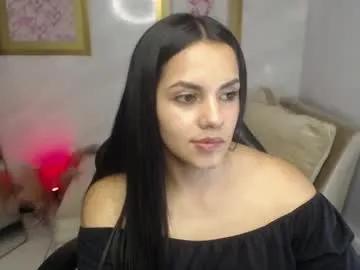 mialover_v on Chaturbate
