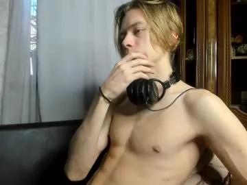 milkiwy — Jerk for 8 min #young #18 #muscle  #uncut [219 tokens remaining]