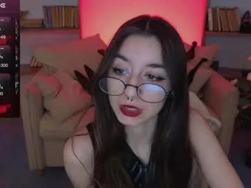 mistress__marcelline on Chaturbate
