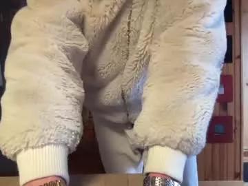 mrlong23cm on Chaturbate