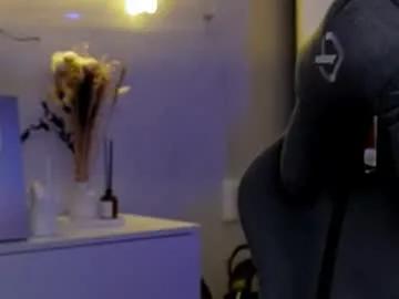 Freechat mrstenderbeast on Chaturbate