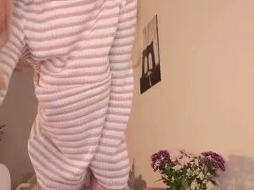 nickacherie on Chaturbate